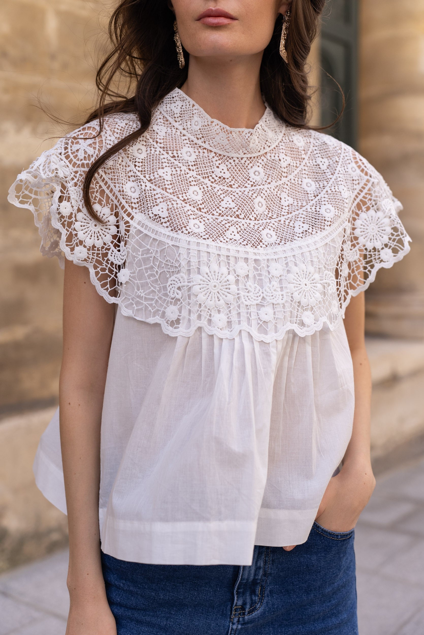 Top Victoria en coton col guipure