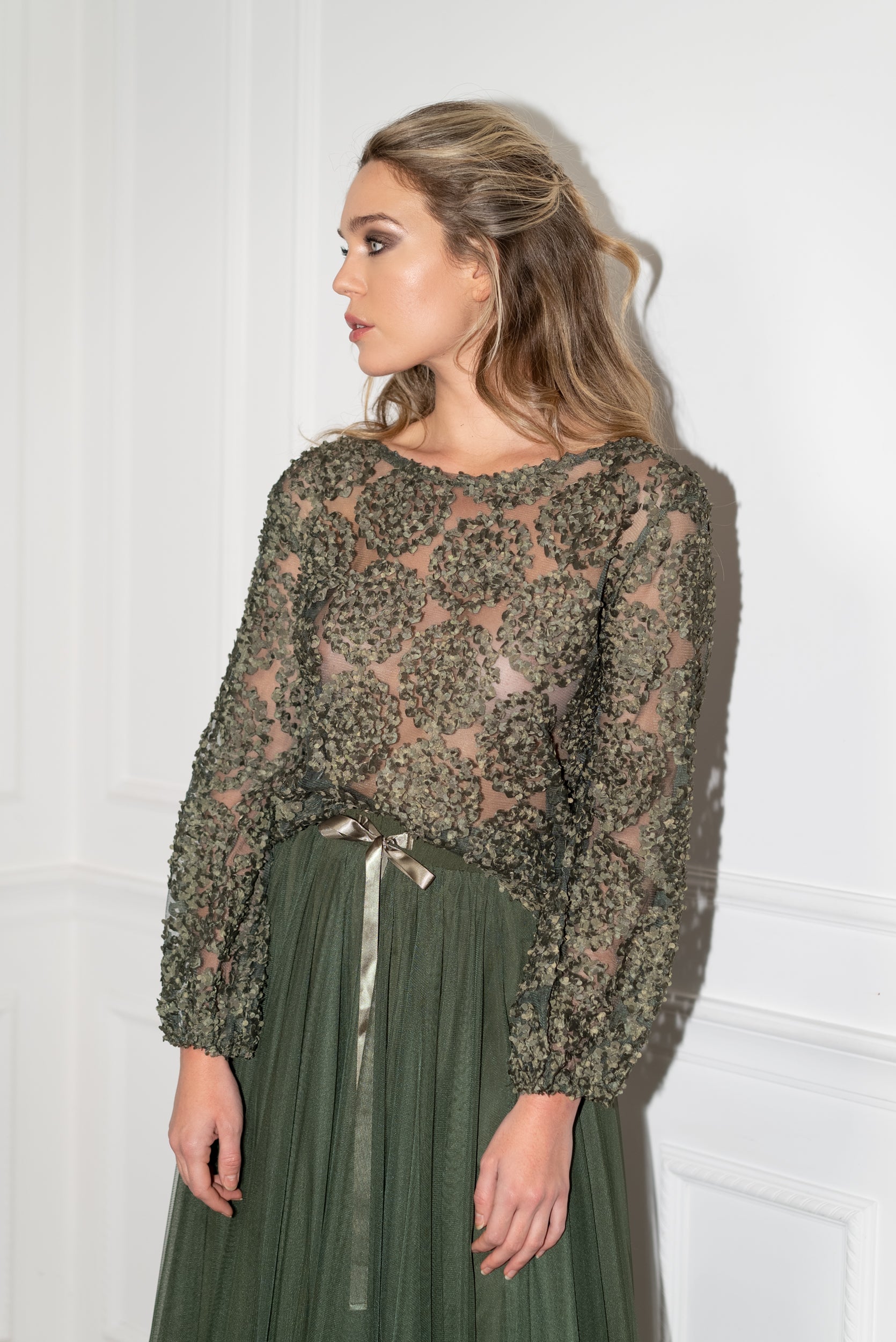 Rosette blouse