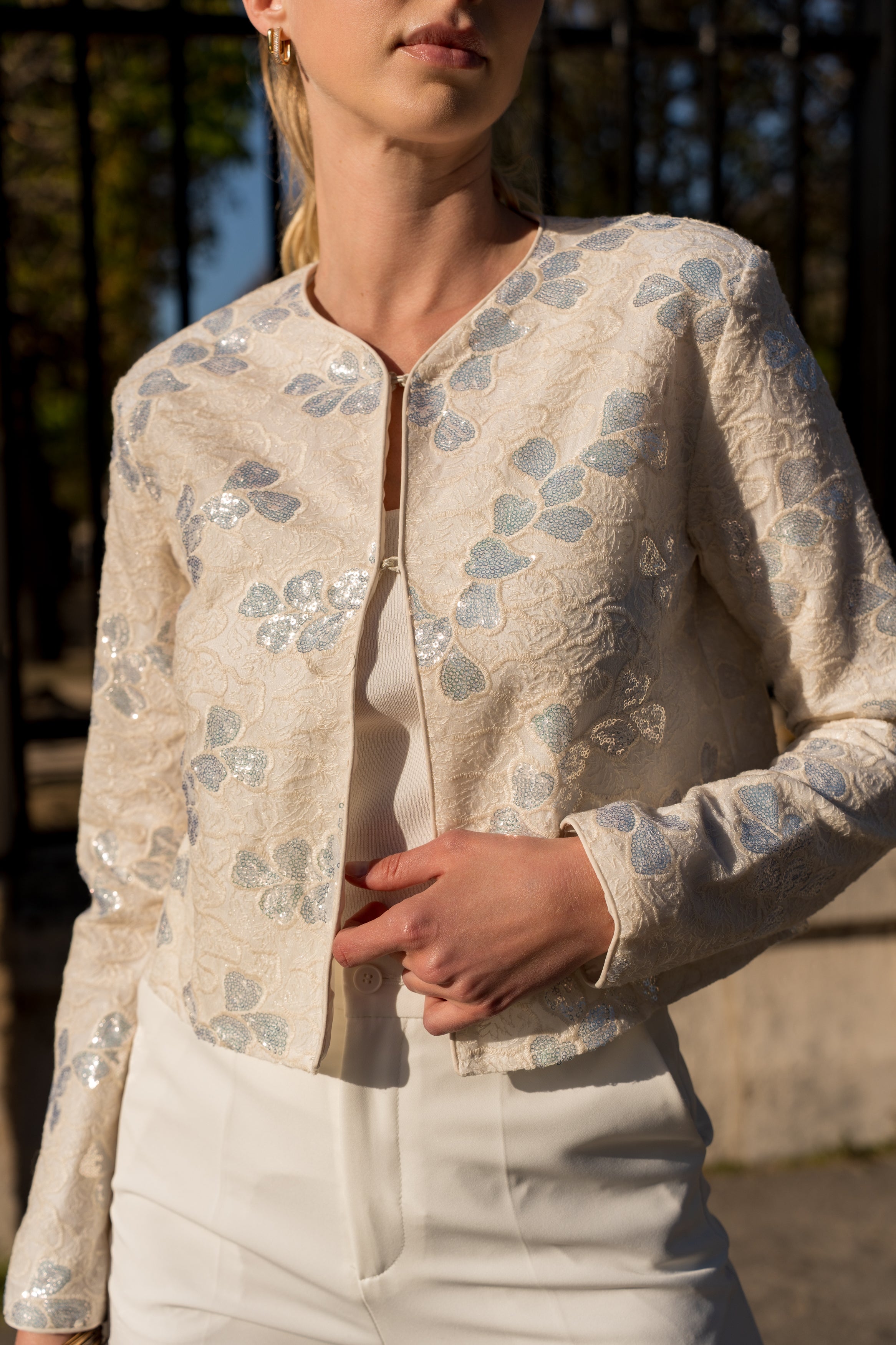Veste sequins motifs floraux multicolores Océane