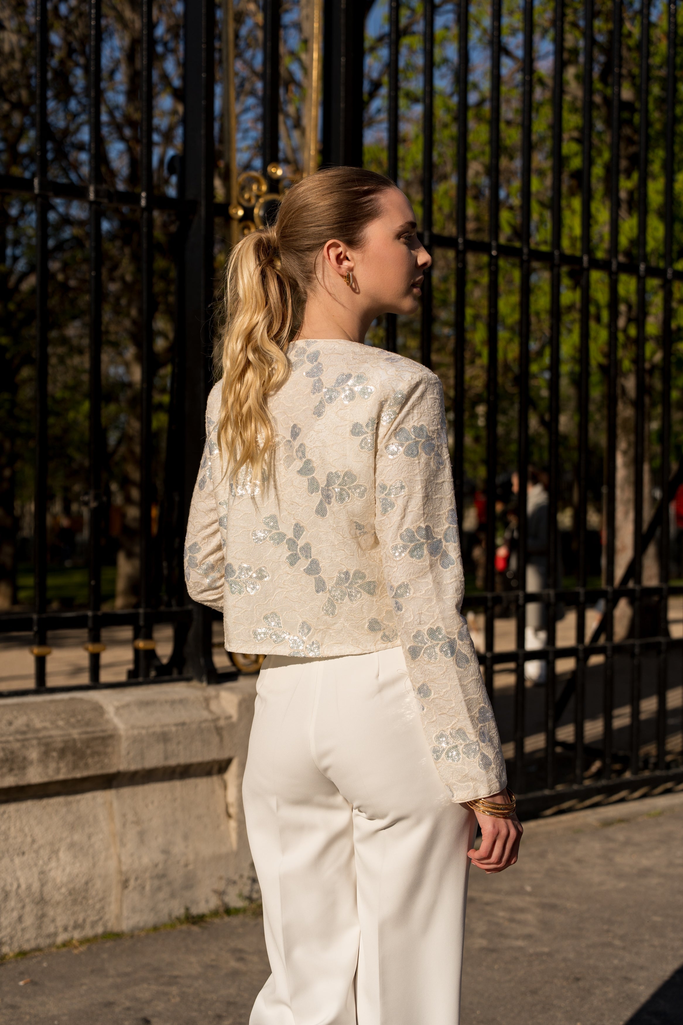 Veste sequins motifs floraux multicolores Océane