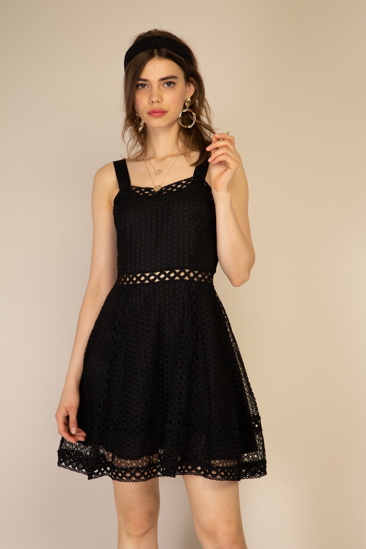 Constance dress in guipure lace