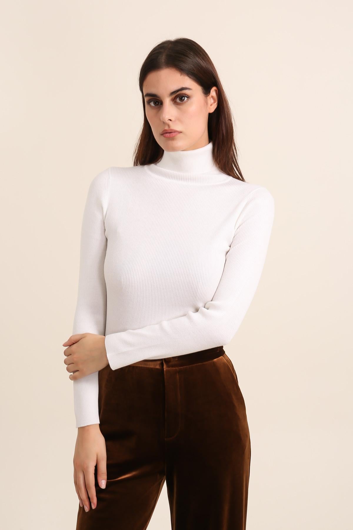 Pull col roulé côtelé en laine et lurex