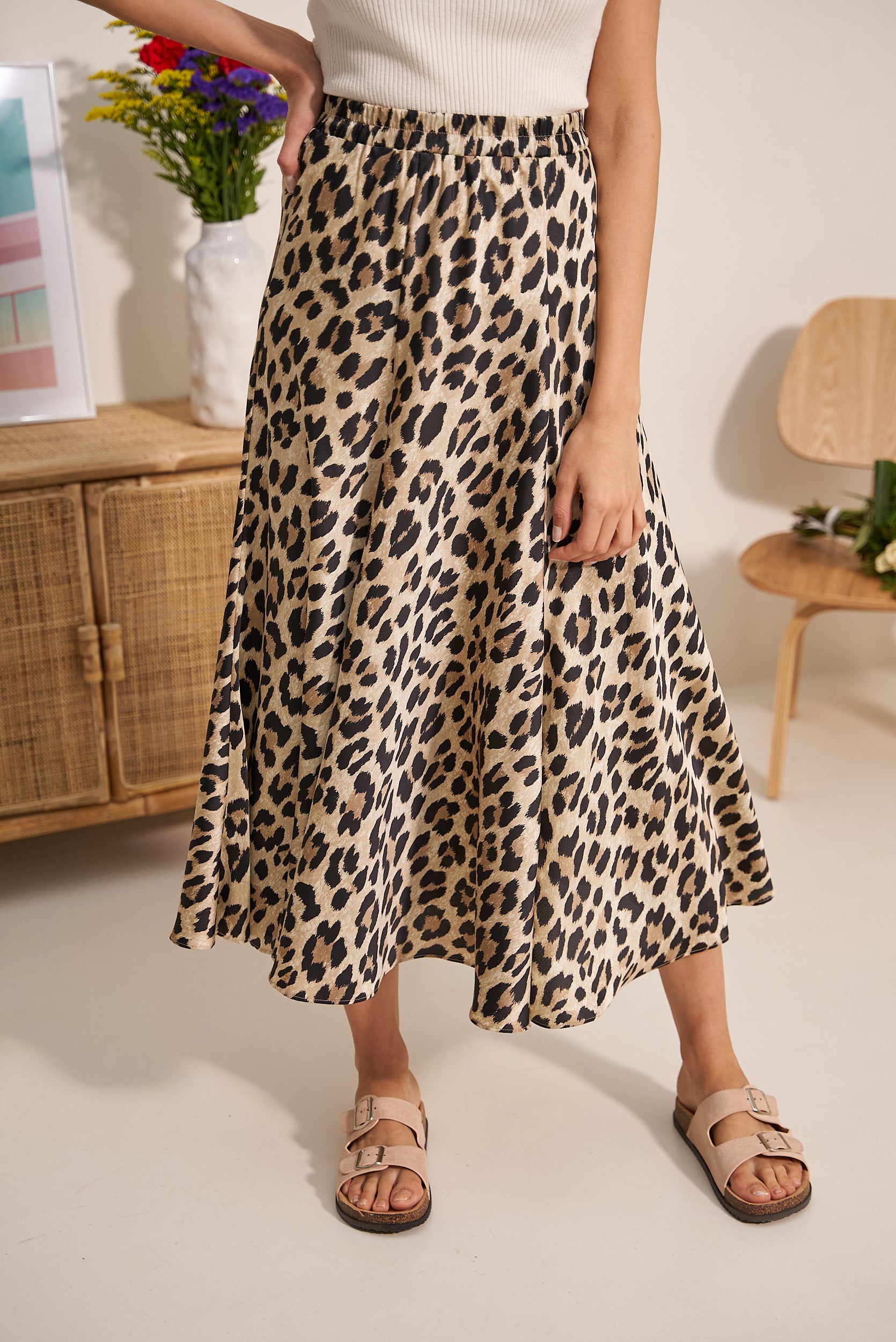 Satin skirt in leopard print