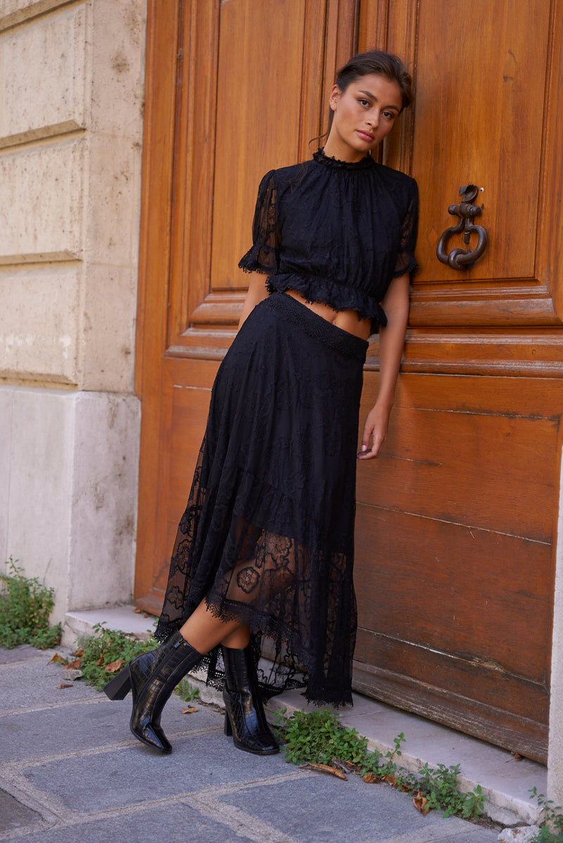 September lace skirt 