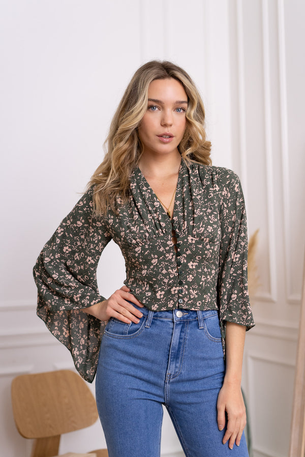 Jade blouse with flared sleeves